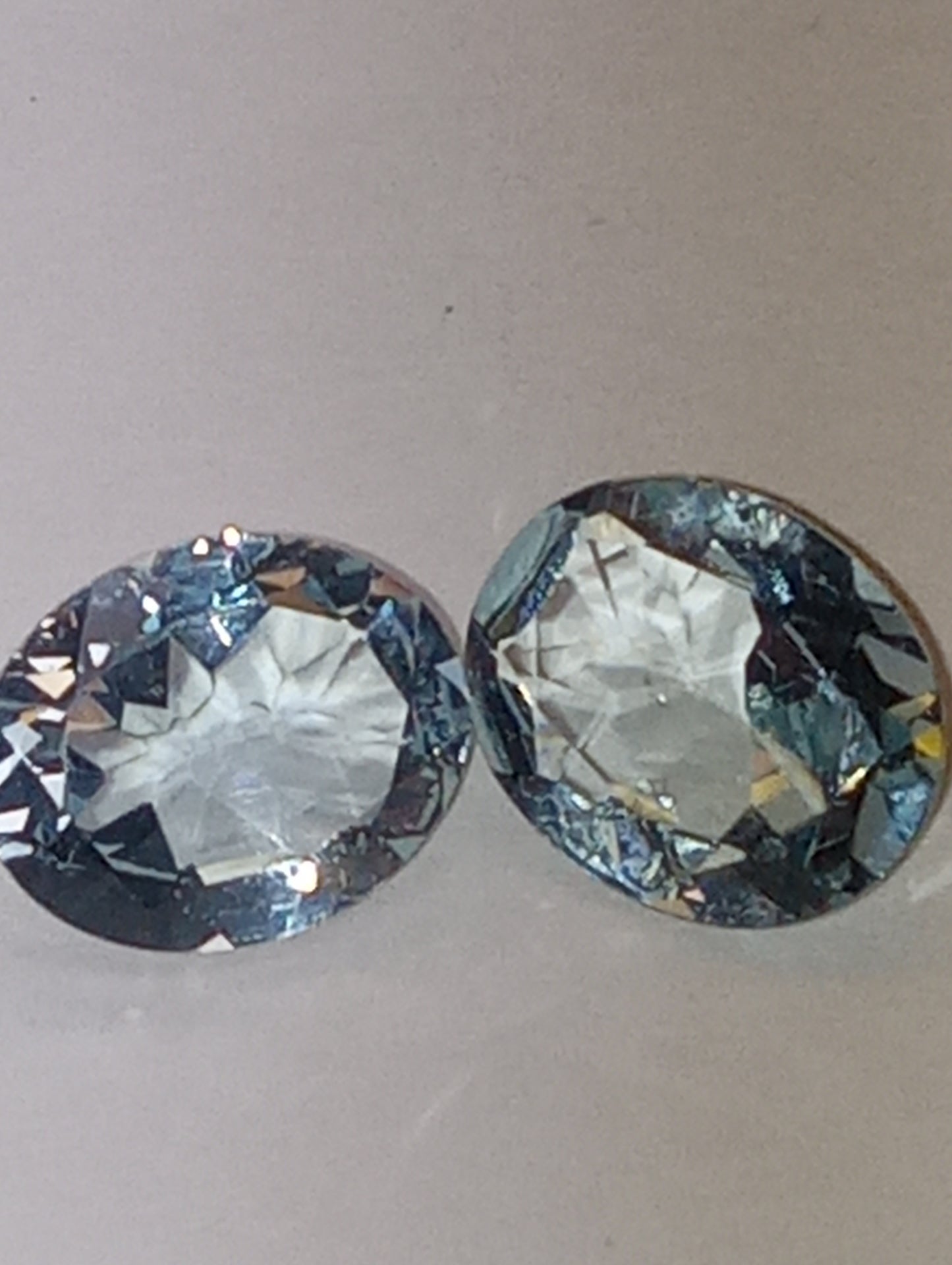 aquamarine gemstones 10mmx8mm oval cut, 2 stones , 4.38ctw