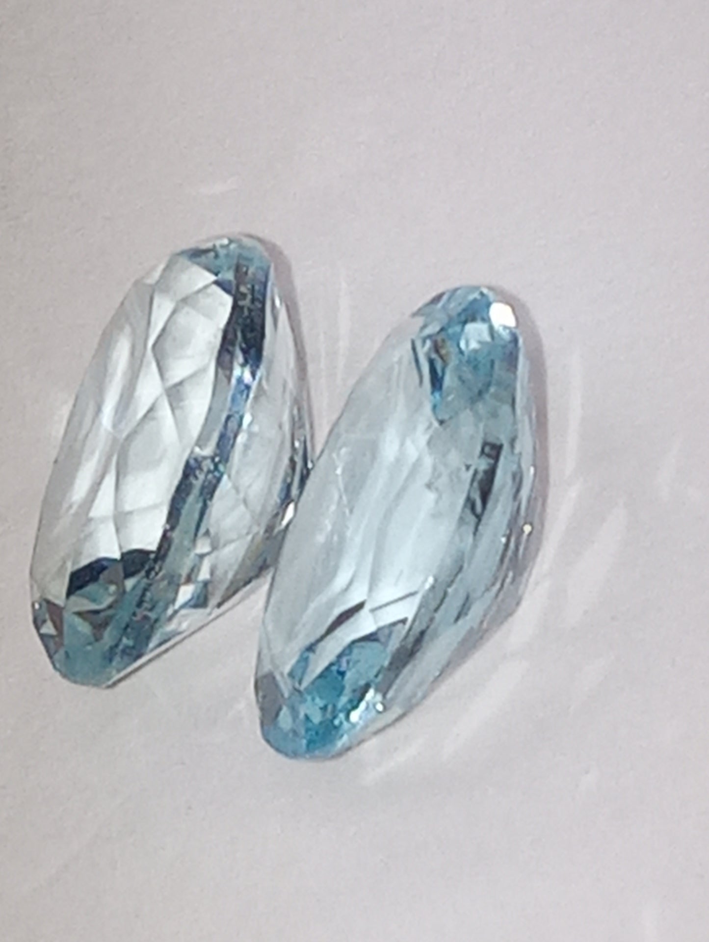 aquamarine gemstones 10mmx8mm oval cut, 2 stones , 4.38ctw