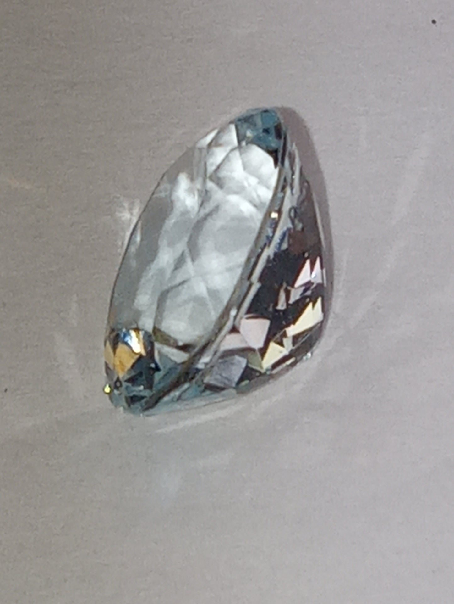 aquamarine gemstone light blue , 10mmx8mm oval cut, 2.64ct
