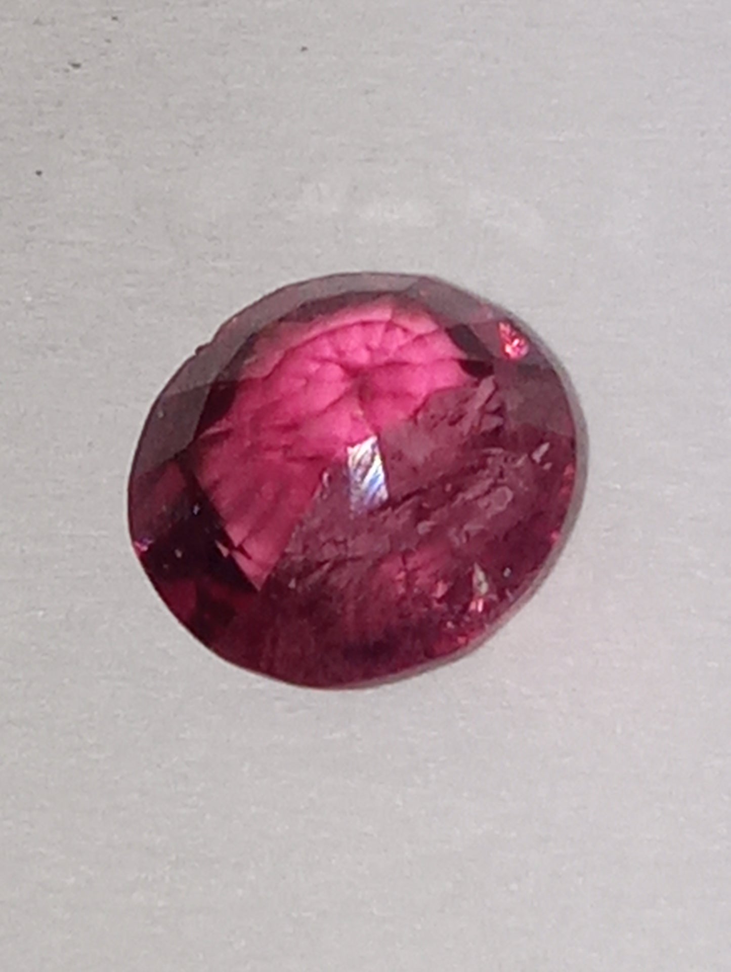 spinel gemstone Burmese, red, 6mmx6.5mm, oval cut, .96ct