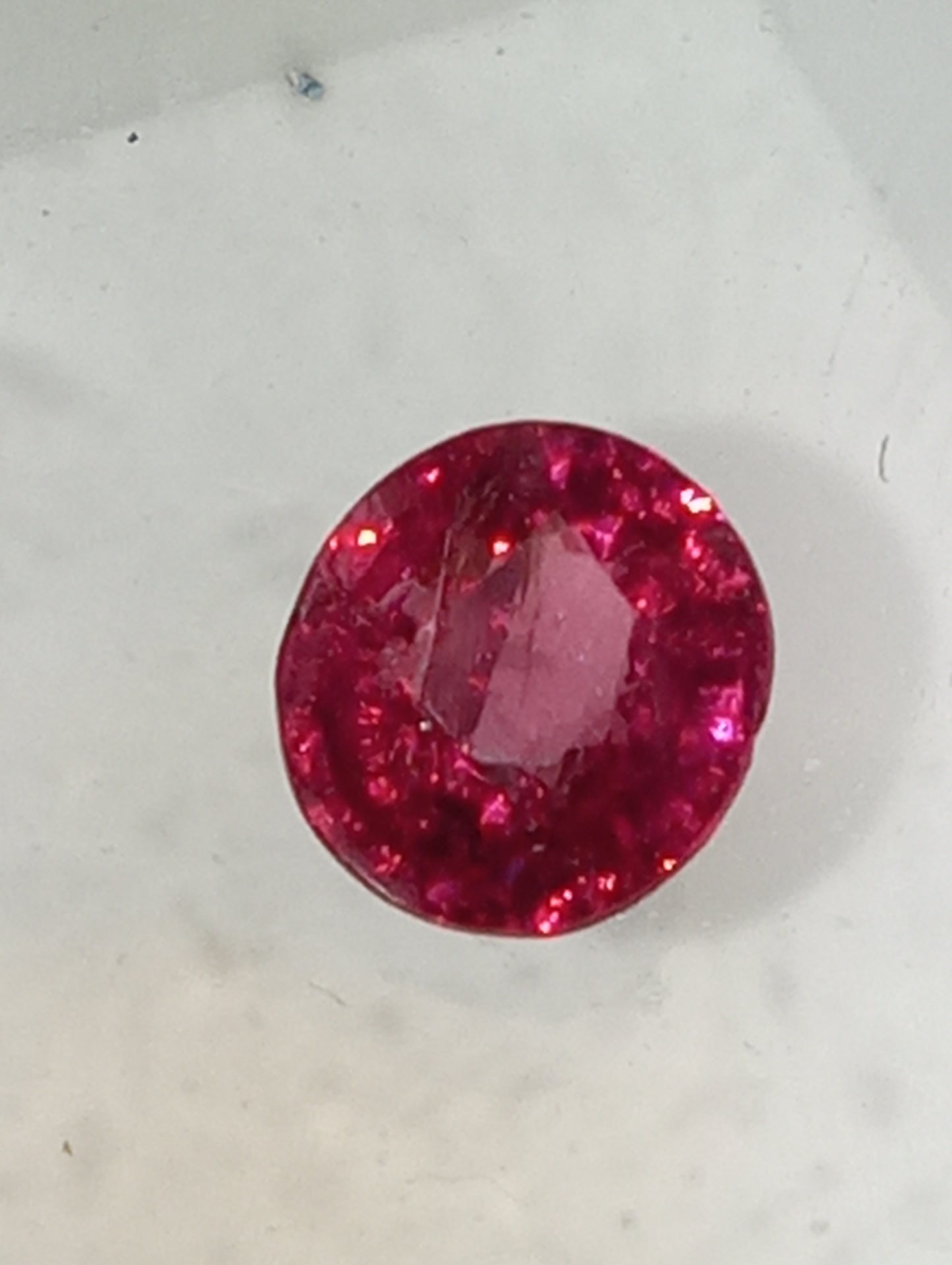 spinel gemstone Burmese, red, 6mmx6.5mm, oval cut, .96ct