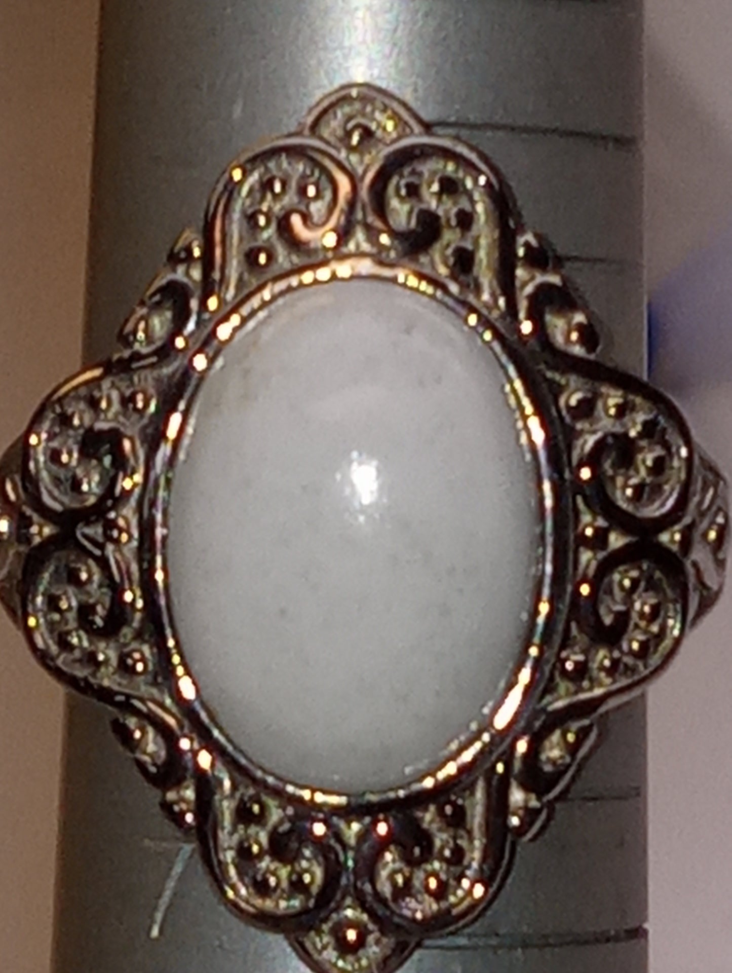 ring, chalcedony Luna in platinum over copper, size 6, 6ctw