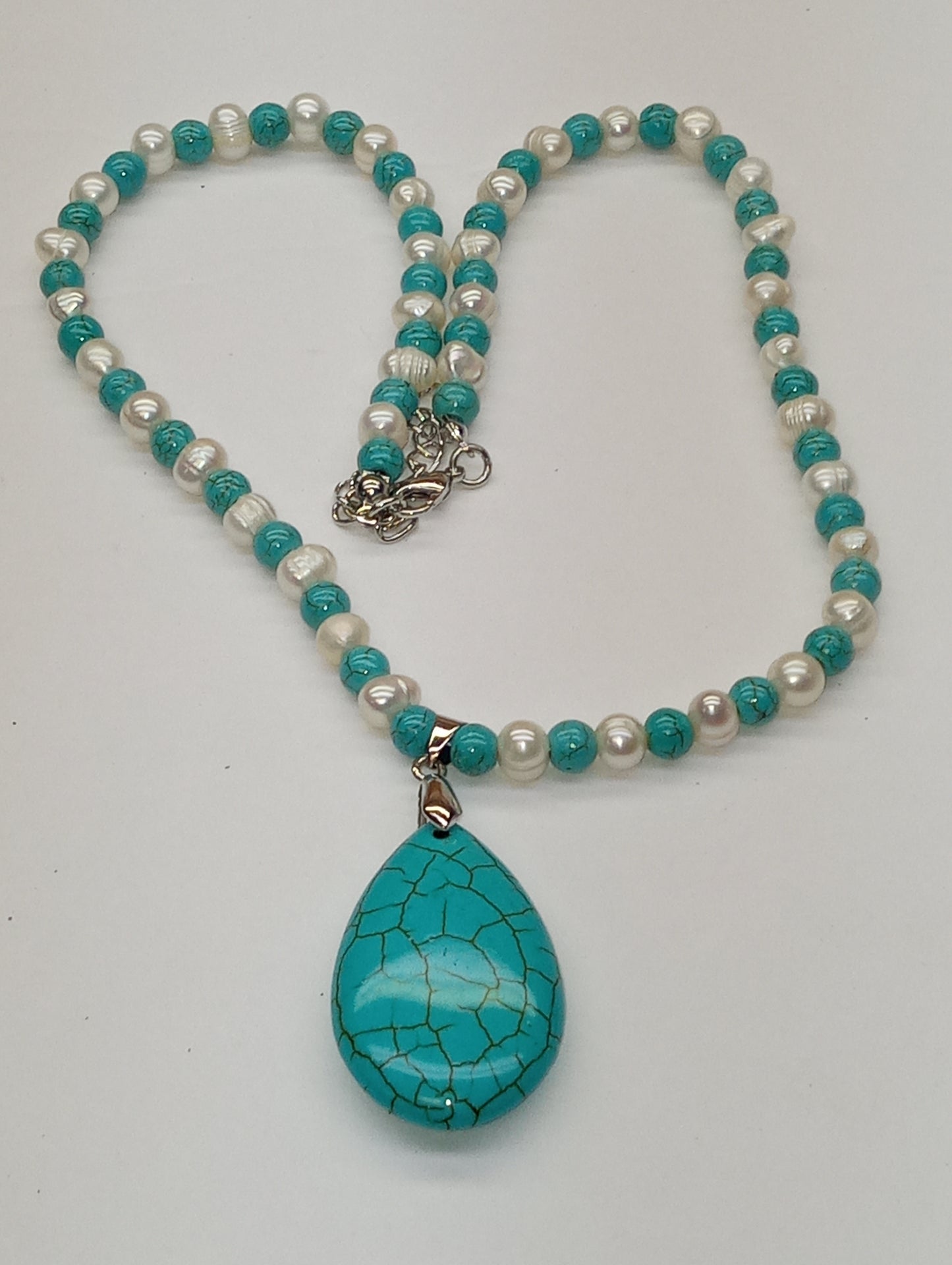 necklace howlite blue, white freshwater pearl, beaded, 18-20inches in silvertone
