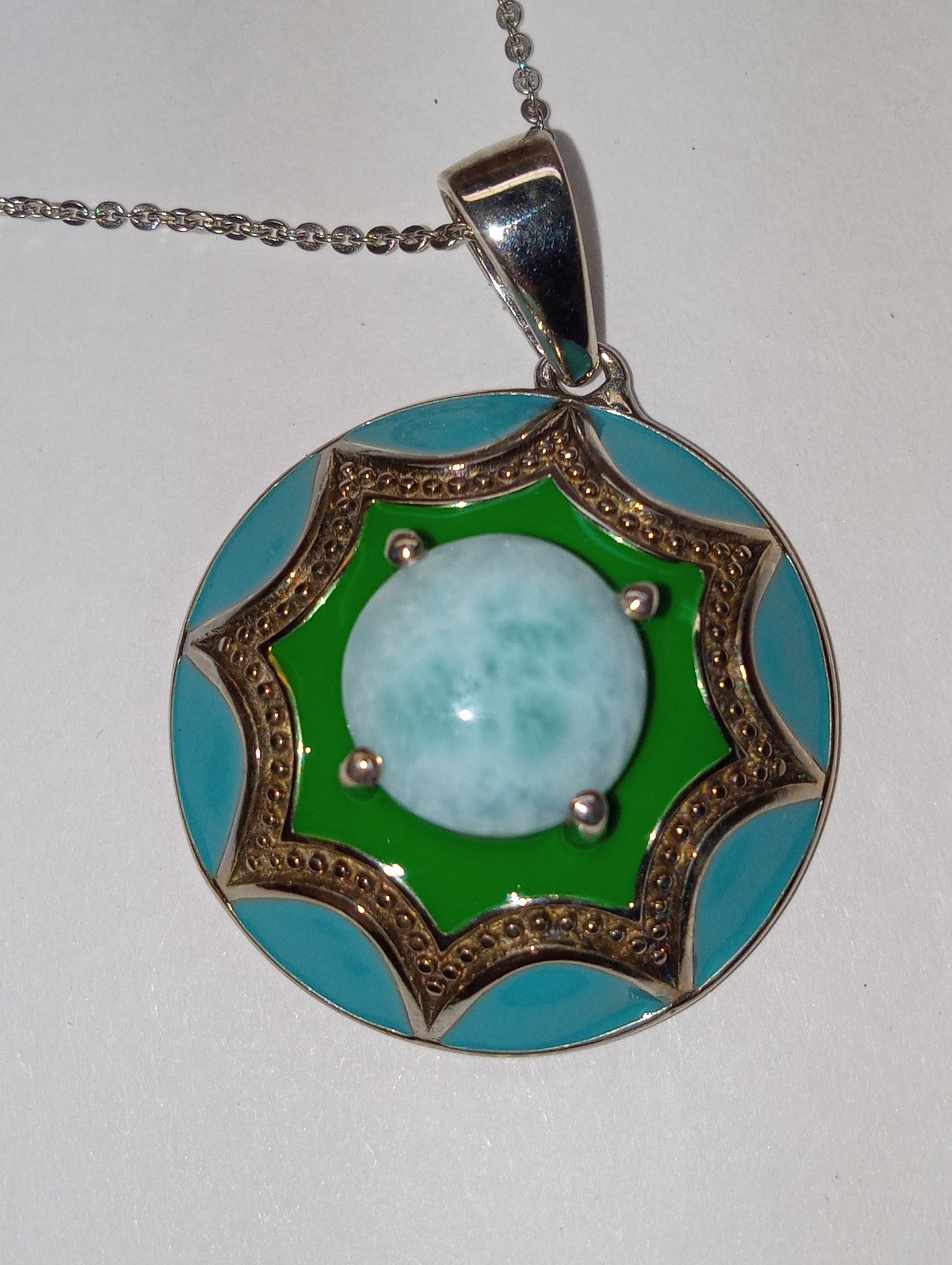 necklace pendant larimar, enameled flower in platinum over sterlling silver,20inches