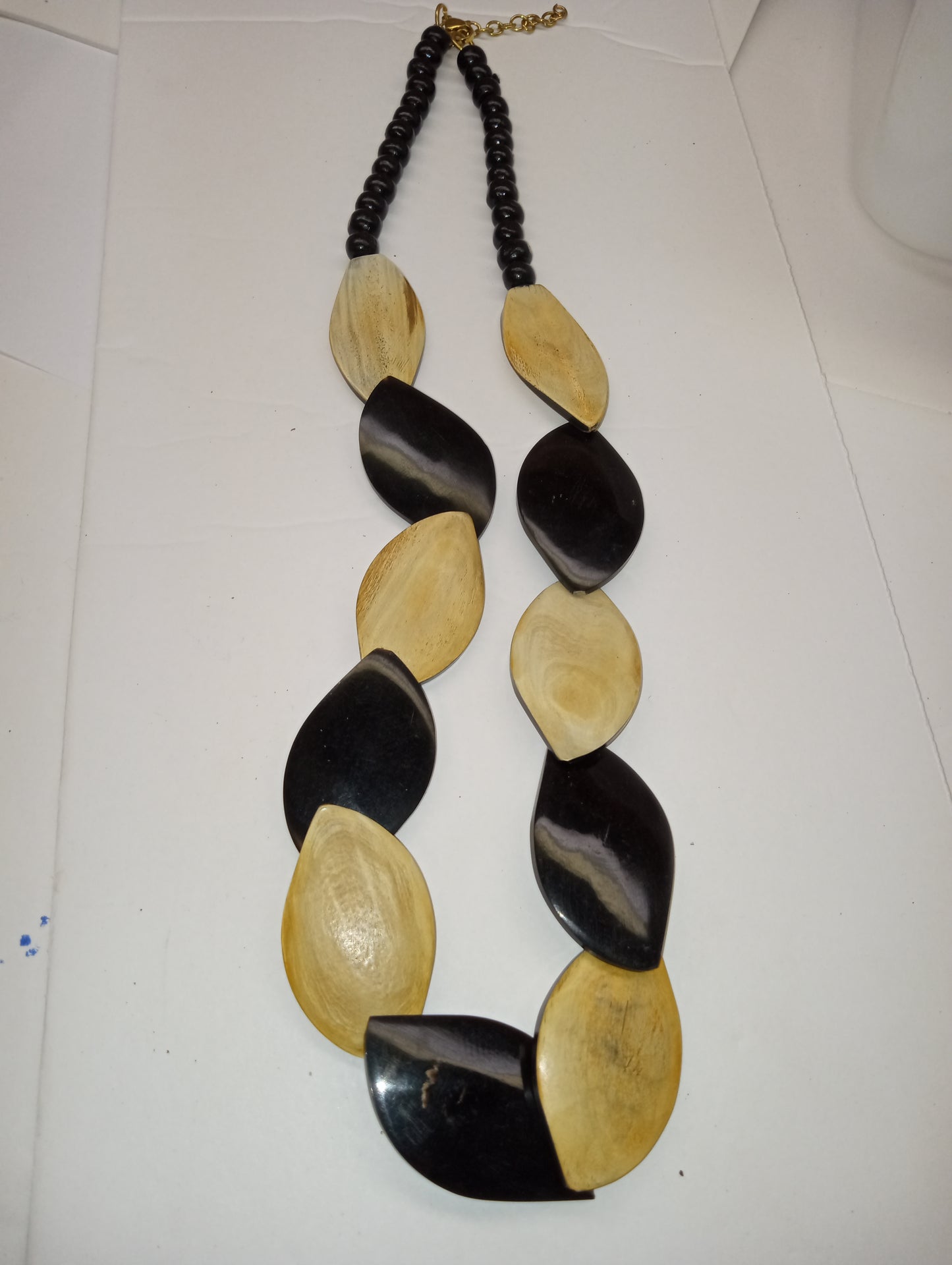 necklace buffalo horn beige and black 18-20inches