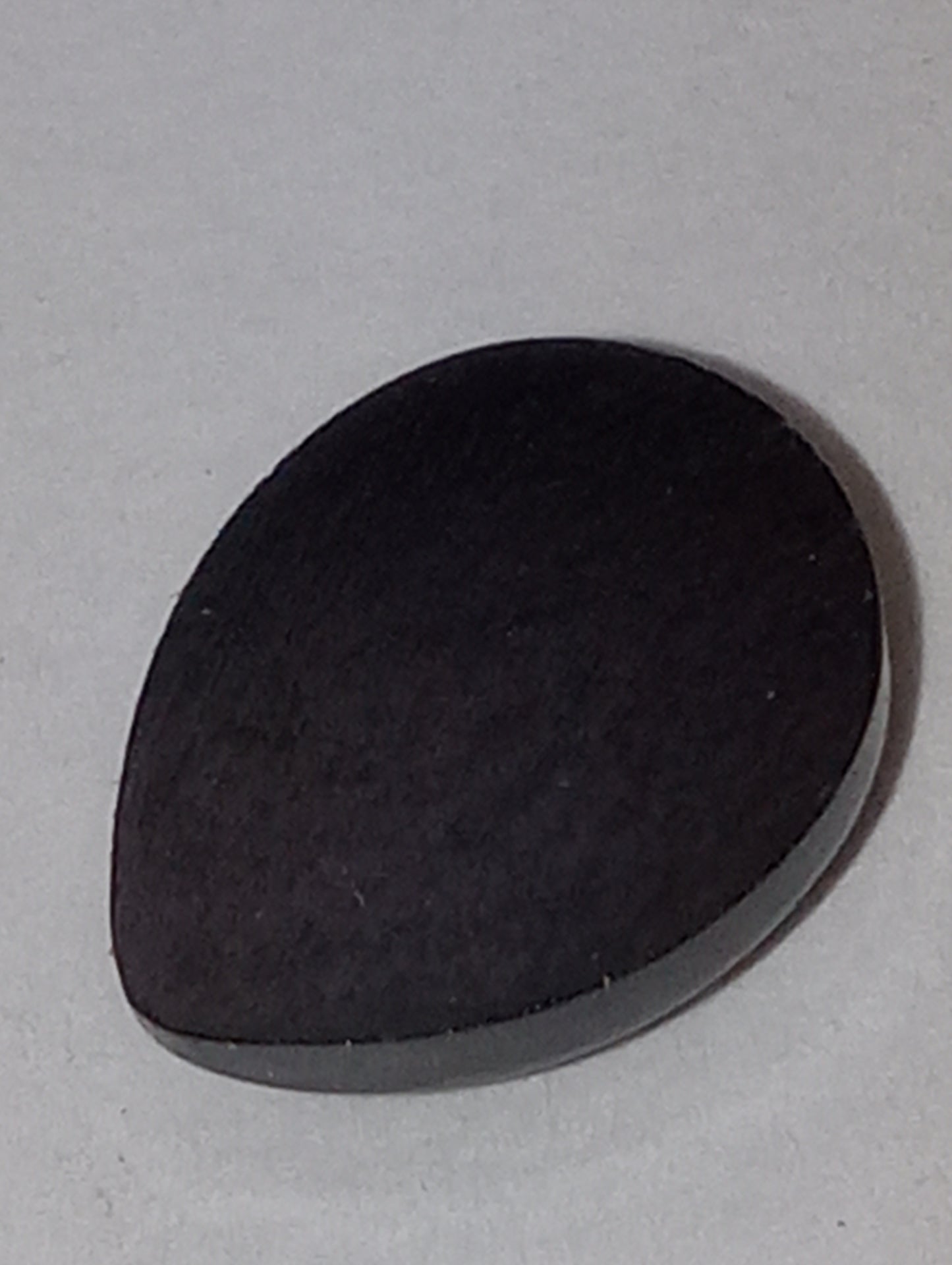 jade gemstone California black, pear shape, 9mmx7mm,1.65ct