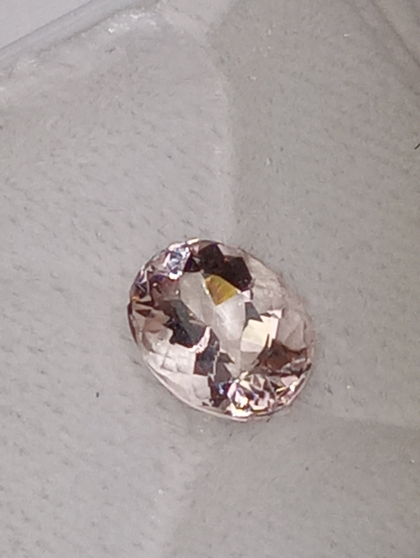 morganite gemstone 10mmx8mm oval cut , 2.91ct