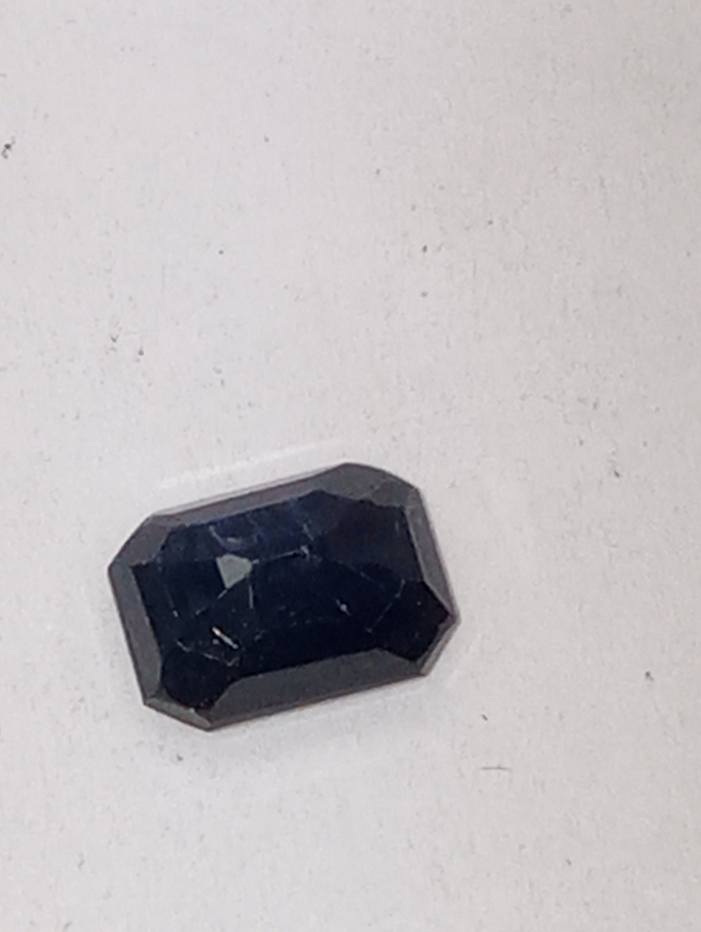 sapphire gemstone, Kanchantaberry, emerald cut 1.47ct