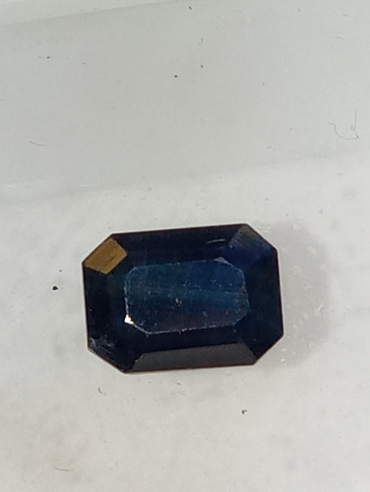 sapphire gemstone, Kanchantaberry, emerald cut 1.47ct