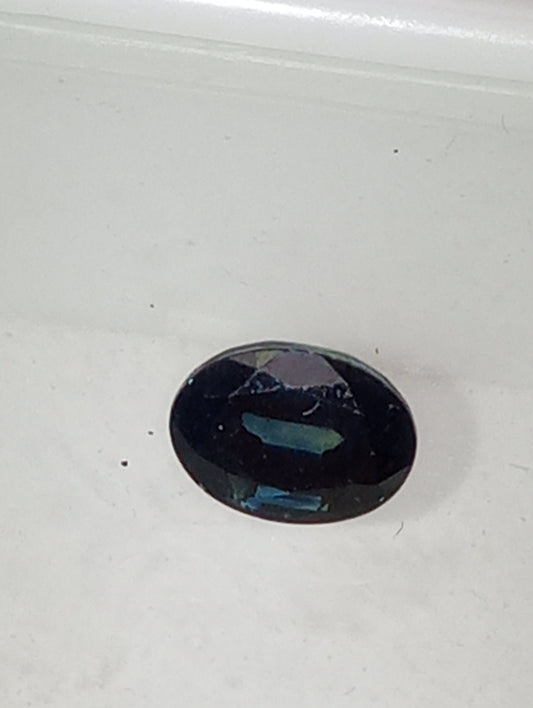 sapphire gemstone Kanchanteberry green blue, 7mmx5mm oval cut, 1.40ct