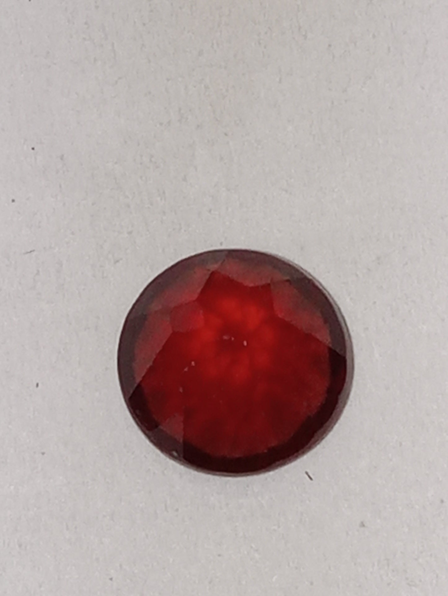 garnet gemstone red, 7mm round cut, 1.72ct