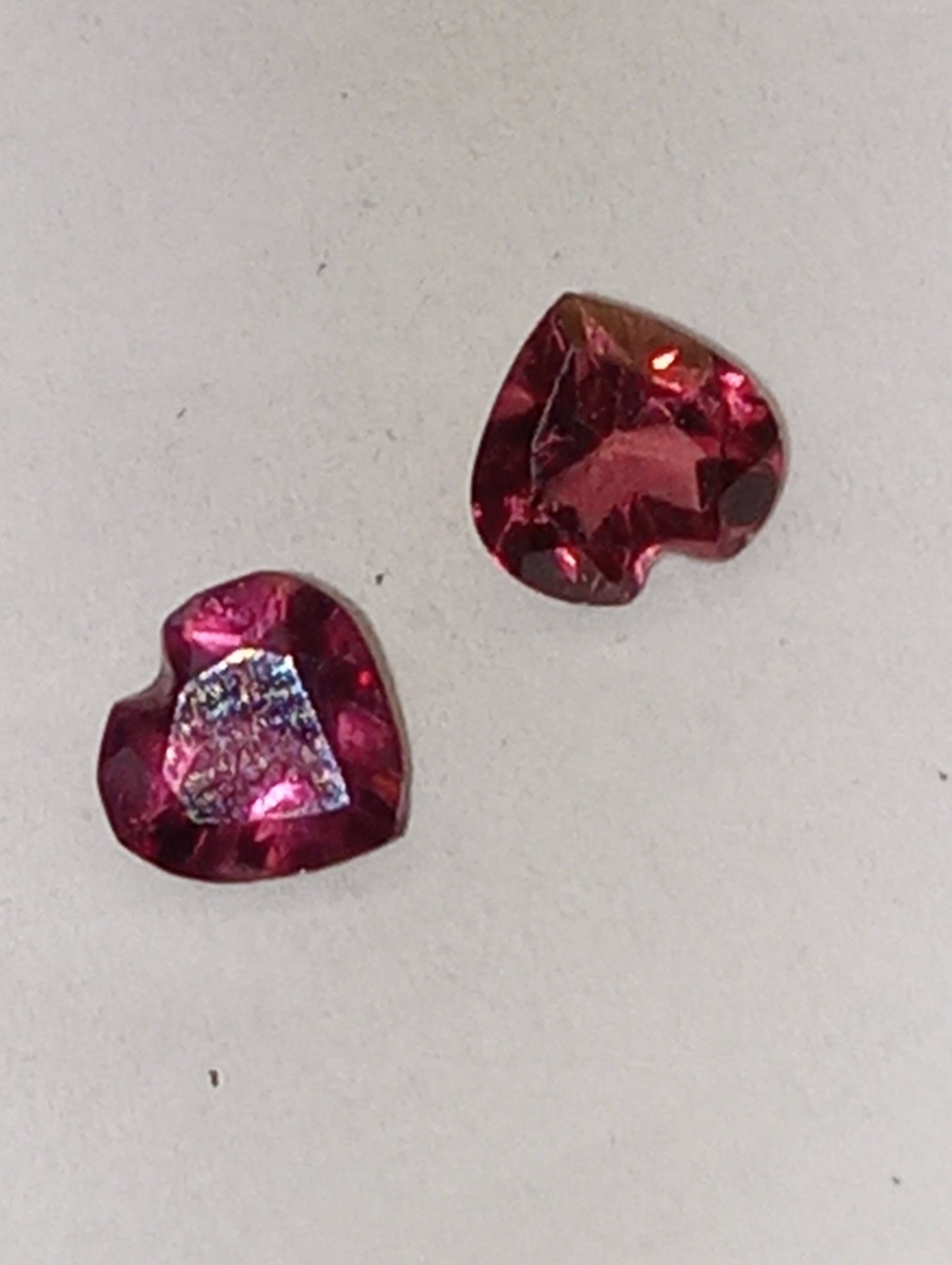 garnet gemstones rhodolite,5mmx5mm heart shapes, 1.01ctw, 2 stones