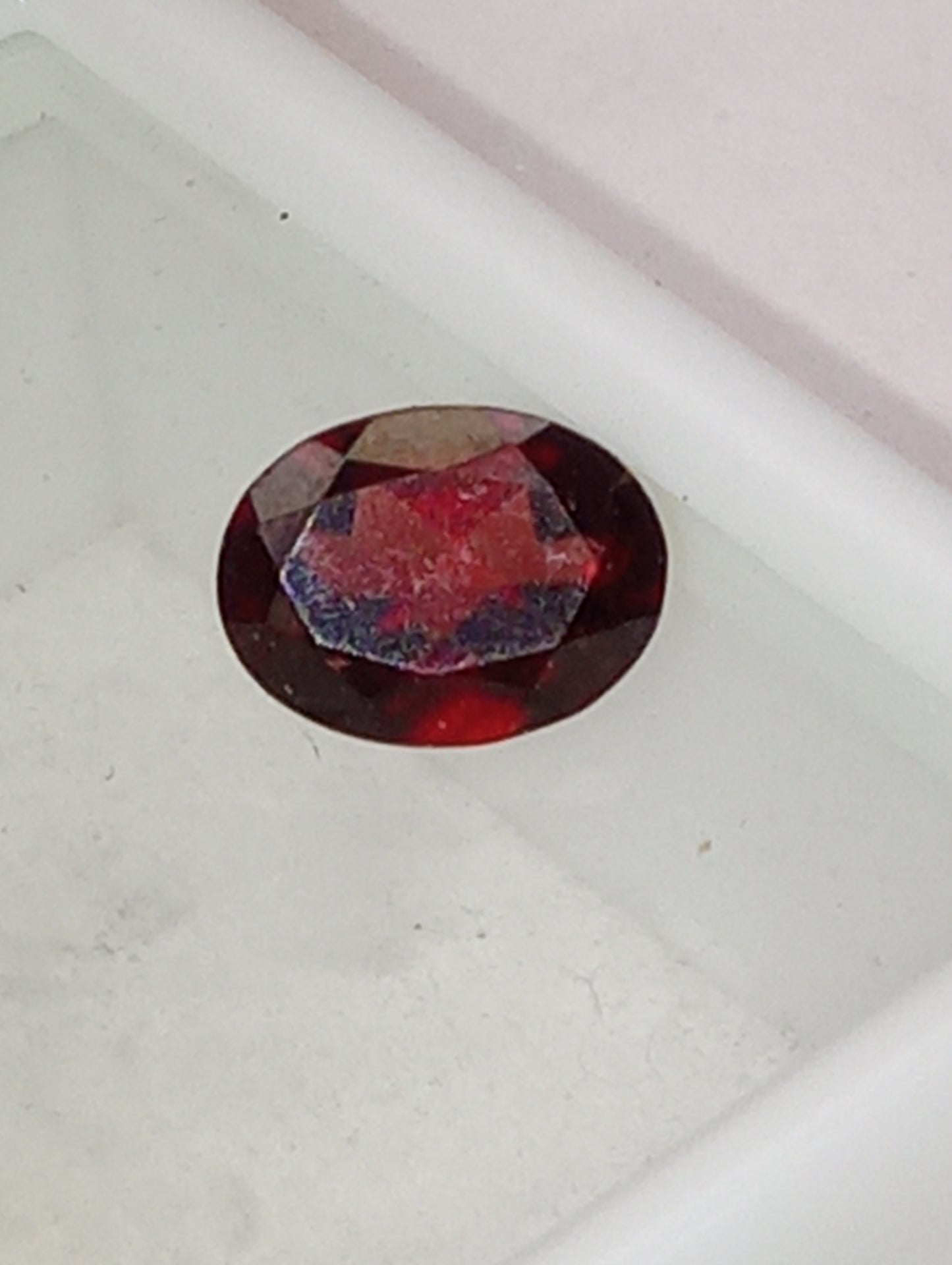 garnet gemstones red, Orissa, 8mmx6mm oval cut, 1.45ct