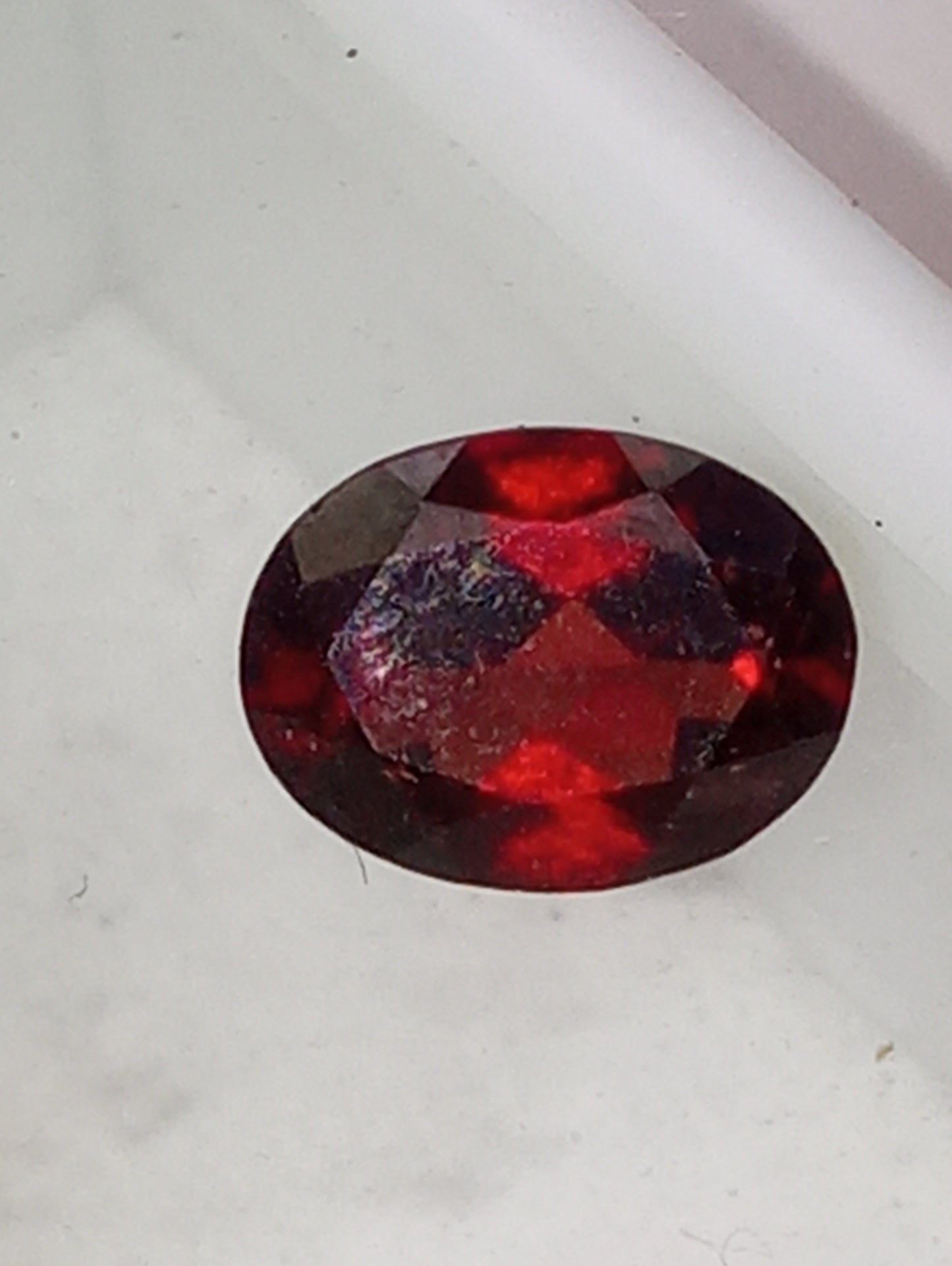 garnet gemstones red, Orissa, 8mmx6mm oval cut, 1.45ct