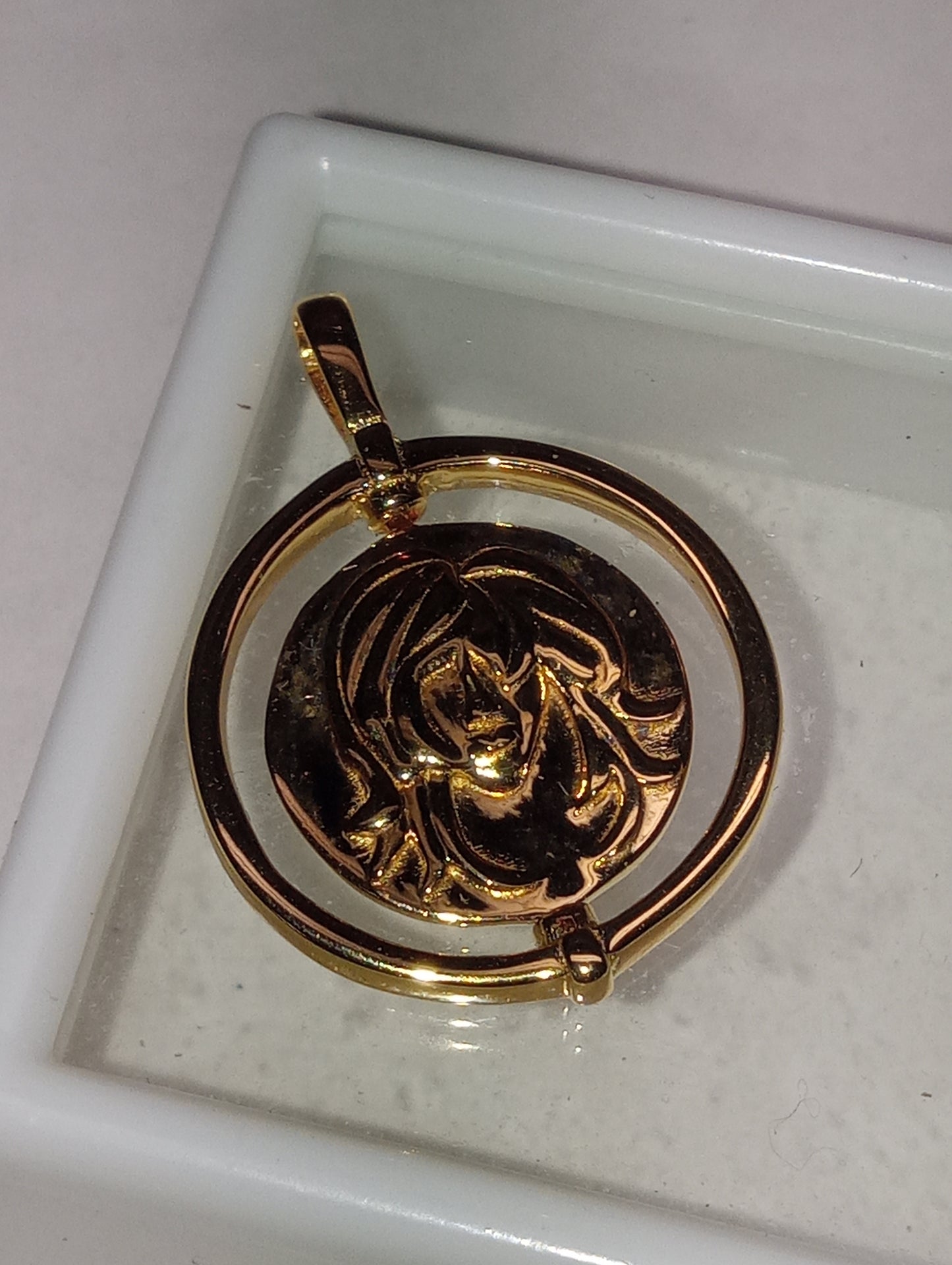 pendant SUNDAYS CHILD virgo zodiac circle in vermeil yellow gold over sterling silver
