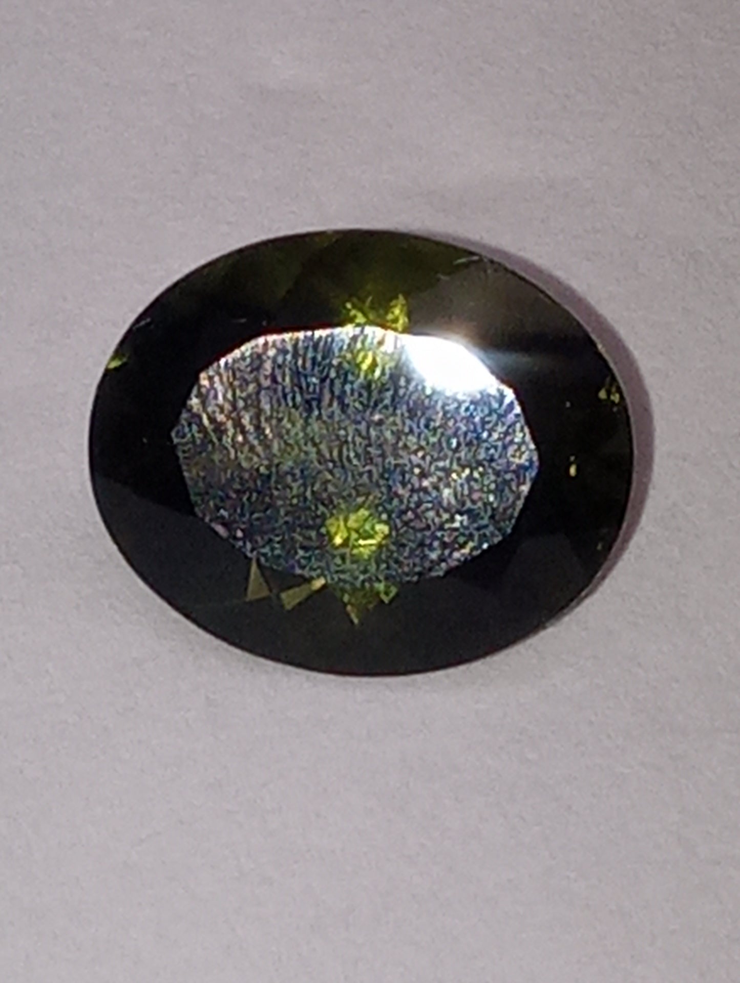 moldavite gemstone, 11mmx9mm oval cut, 3.00ct