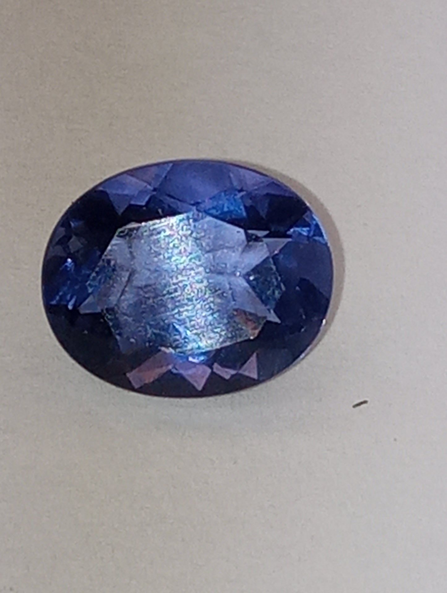 fluorite gemstone blue-purple color shift, 11mmx8mm oval cut, 4.20ct
