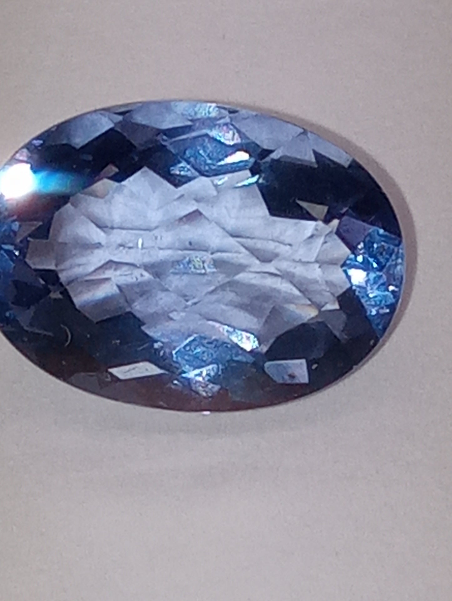 fluorite gemstone, color shift, blue-purple, 14mmx10mm, 7.95ct