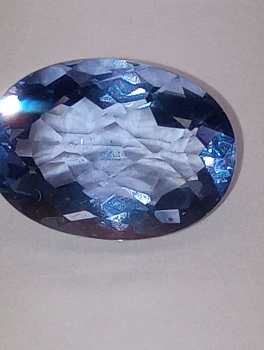 fluorite gemstone, color shift, blue-purple, 14mmx10mm, 7.95ct