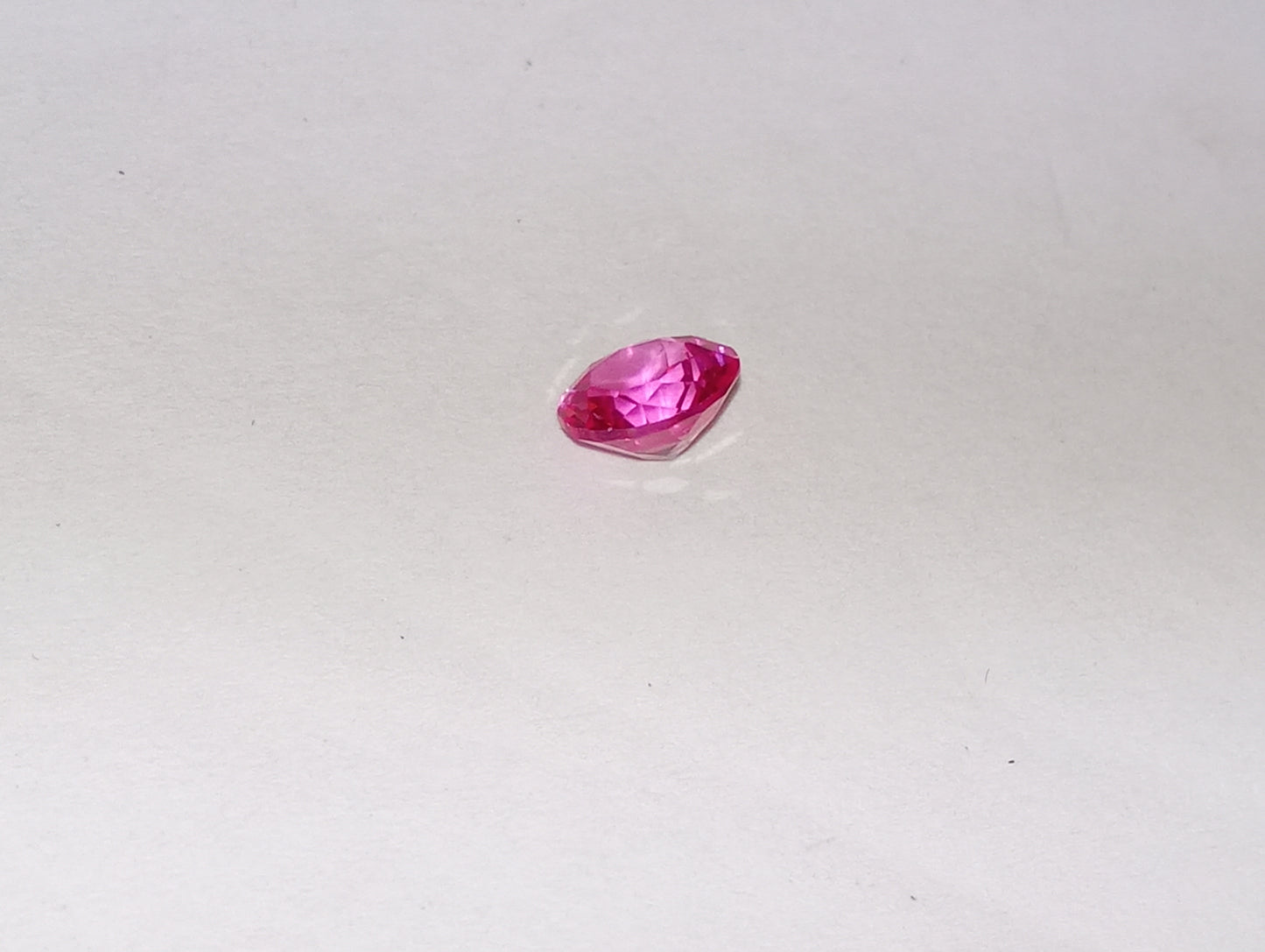 sapphire lab created gemstone, pink, 5mm round cut, .59ctw