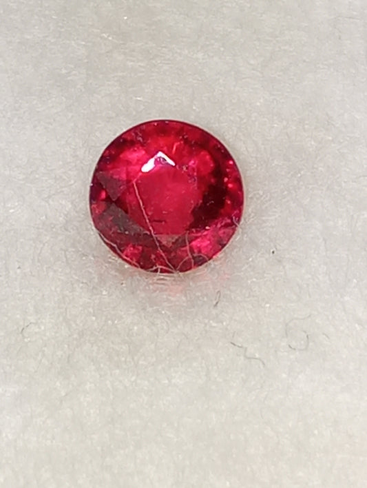 ruby gemstone Madagascar, AAAA, 4.5mm round cut, .4ct