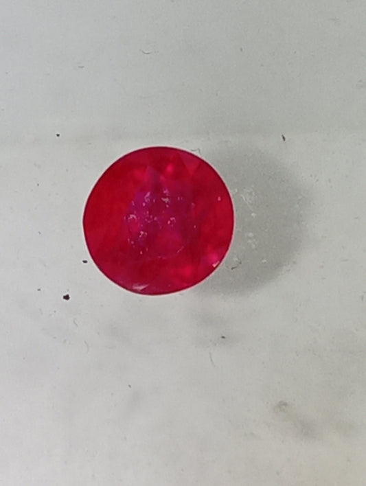 ruby gemstone Burma, 4.25mm round cut, .39ct