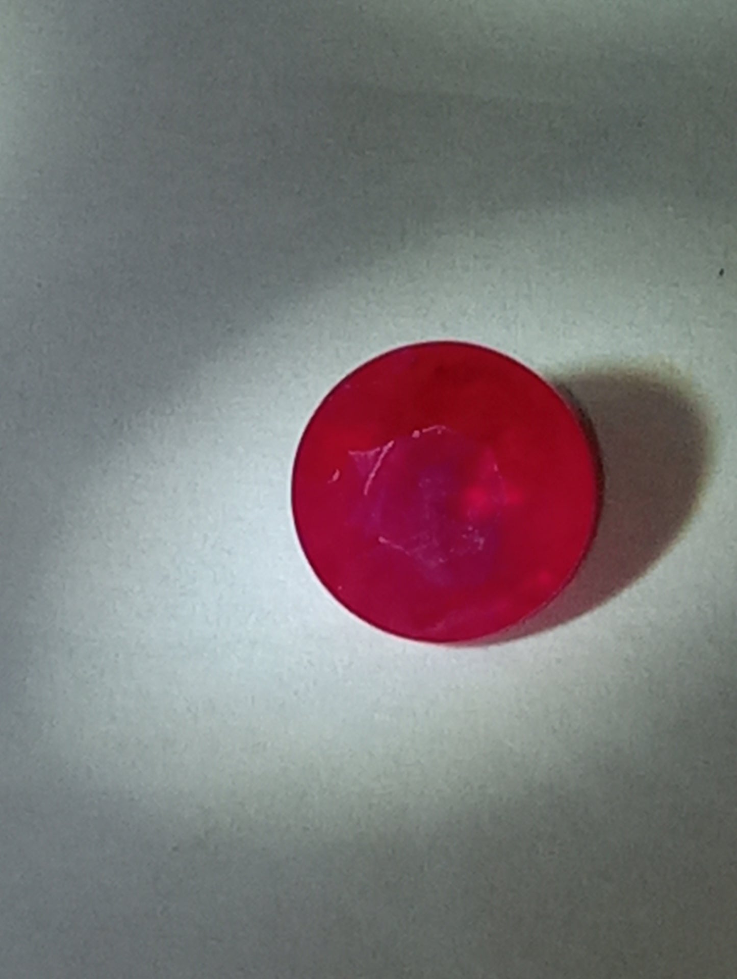 ruby gemstone Burma, 7mm round cut, 1.78ct