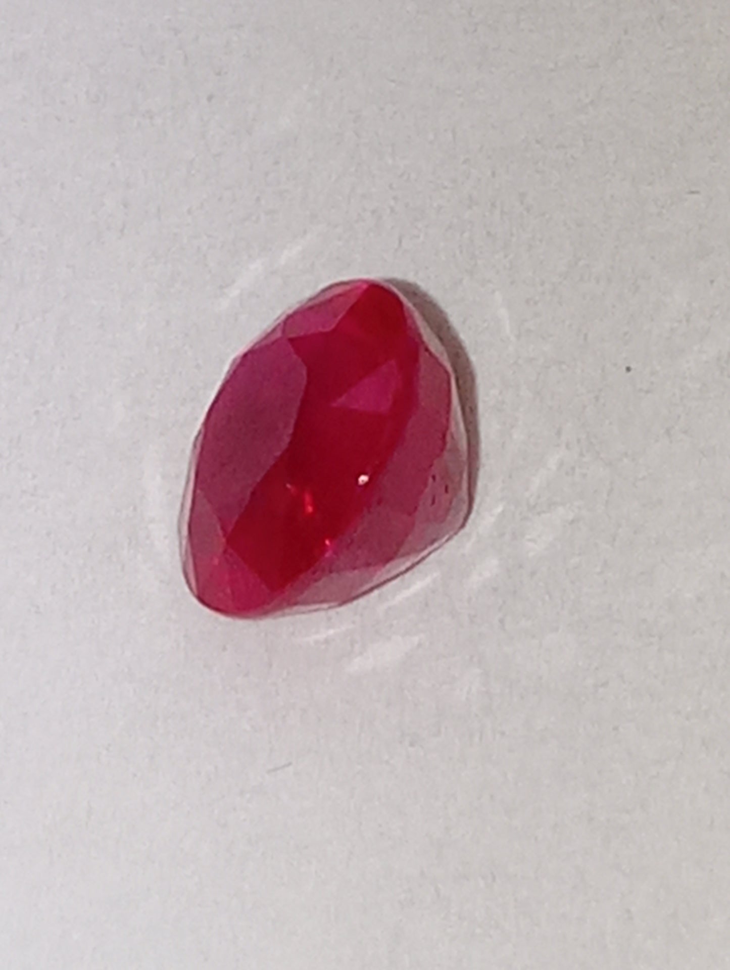 ruby gemstone Burma, 5.75mm round cut, .98ct