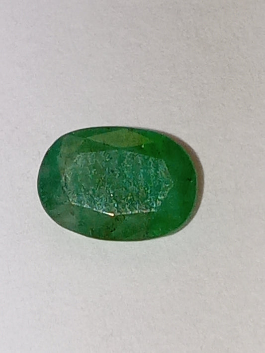 emerald gemstone, 7mmx5mm oval cut, .91ct