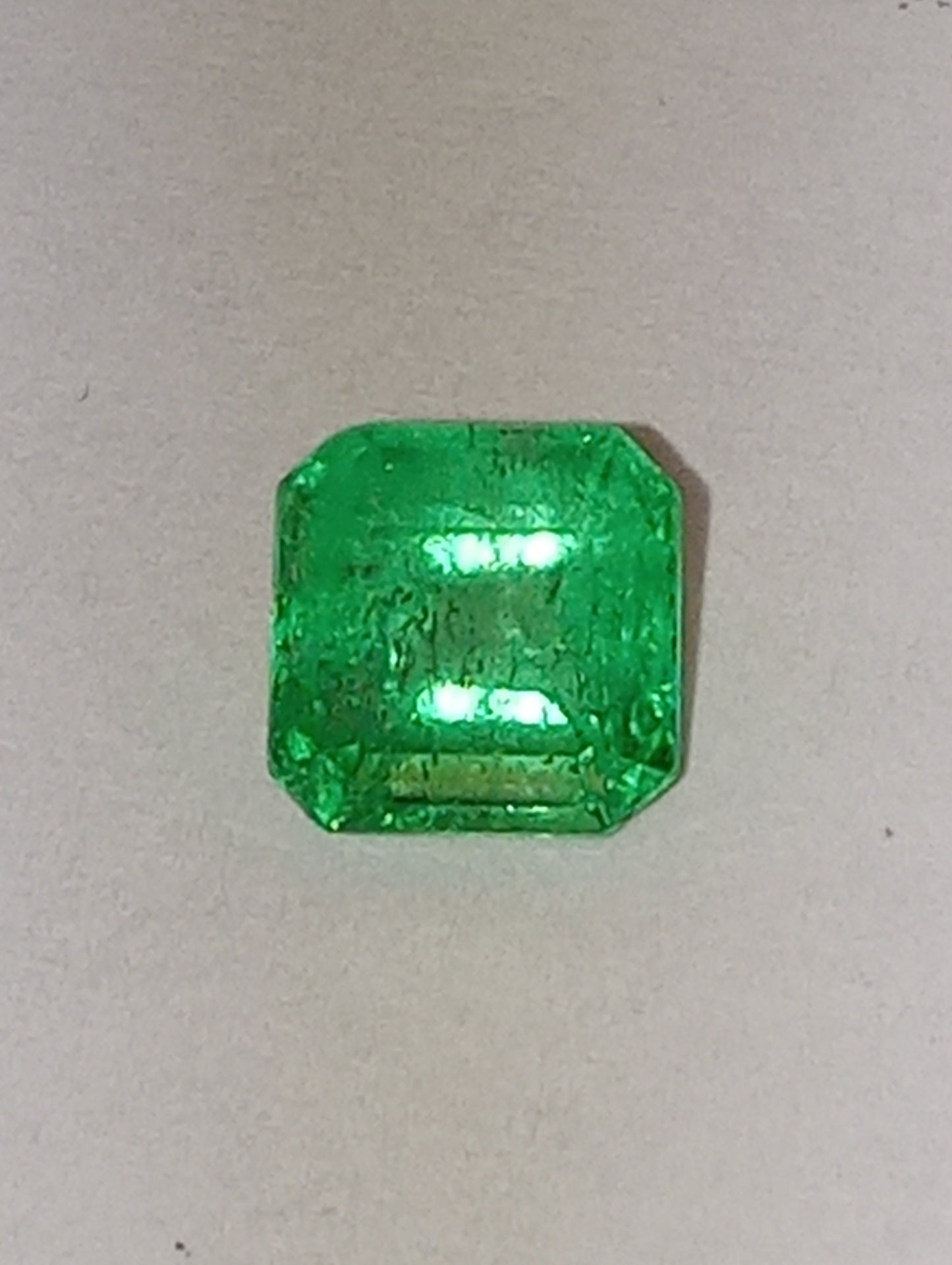 emerald gemstone Colombian, 6mm square cut, 1.27ct