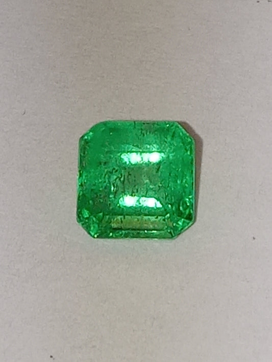 emerald gemstone Colombian, 6mm square cut, 1.27ct
