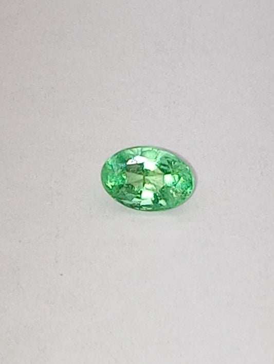 emerald gemstone Colombian, 6mmx4mm oval cut, .40ct