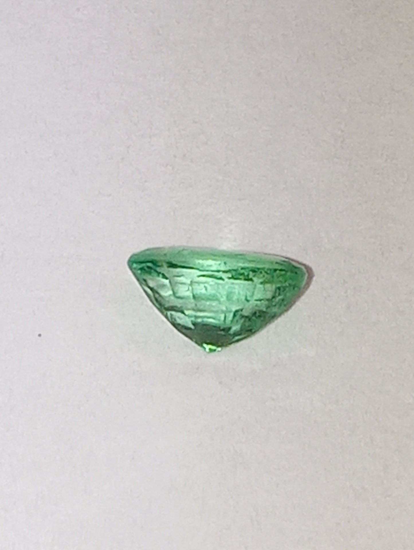 emerald gemstone Colombian, 6mmx4mm oval cut, .40ct