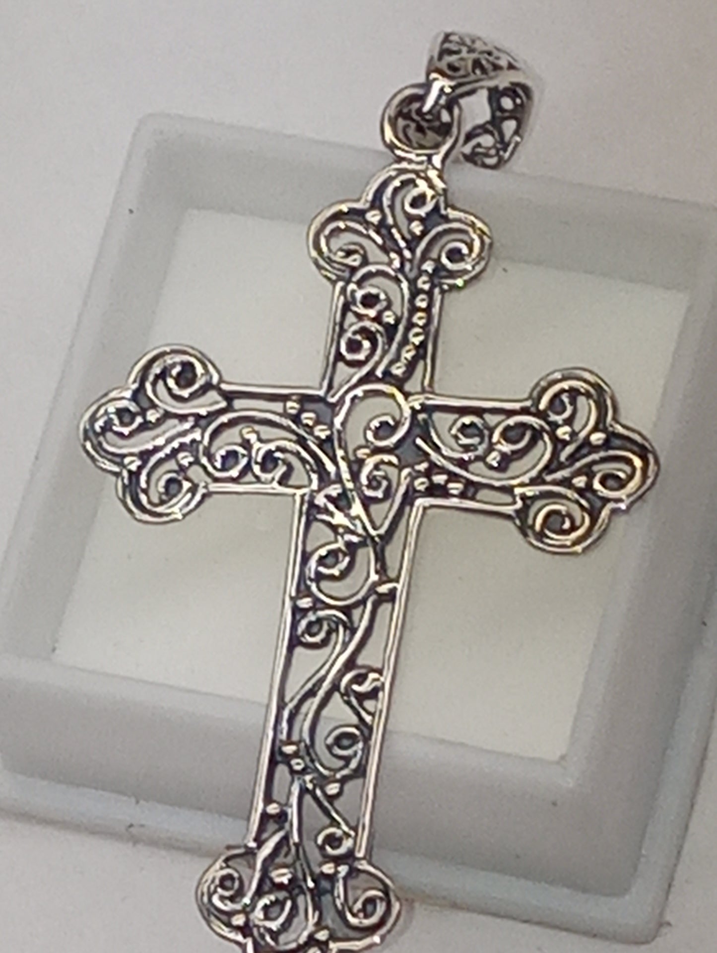 pendant Artisan Crafted openwork cross in sterling silver, 4.7g