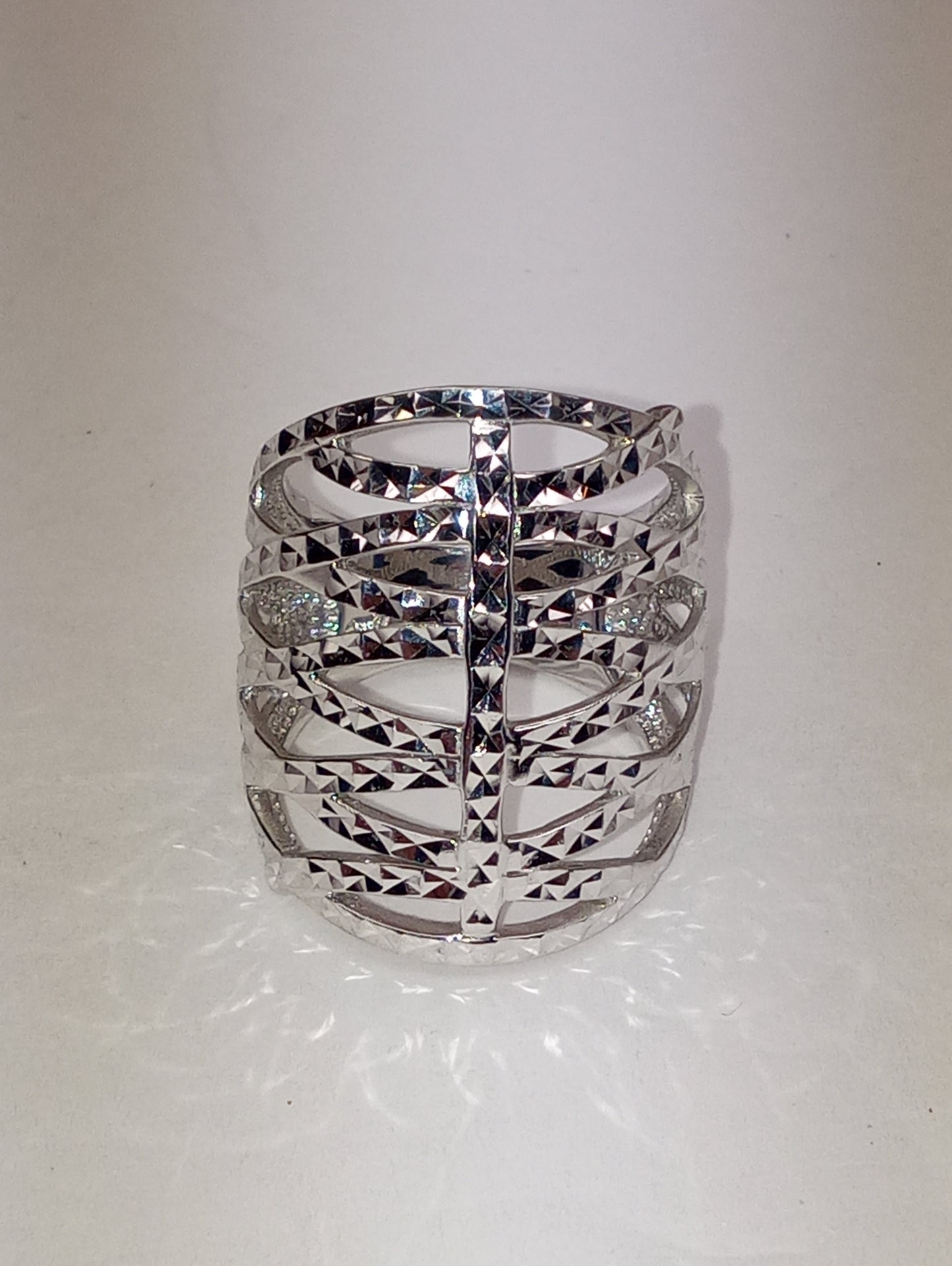 ring hammered knuckle in Rhodium over sterling silver, siz6, 6.90g