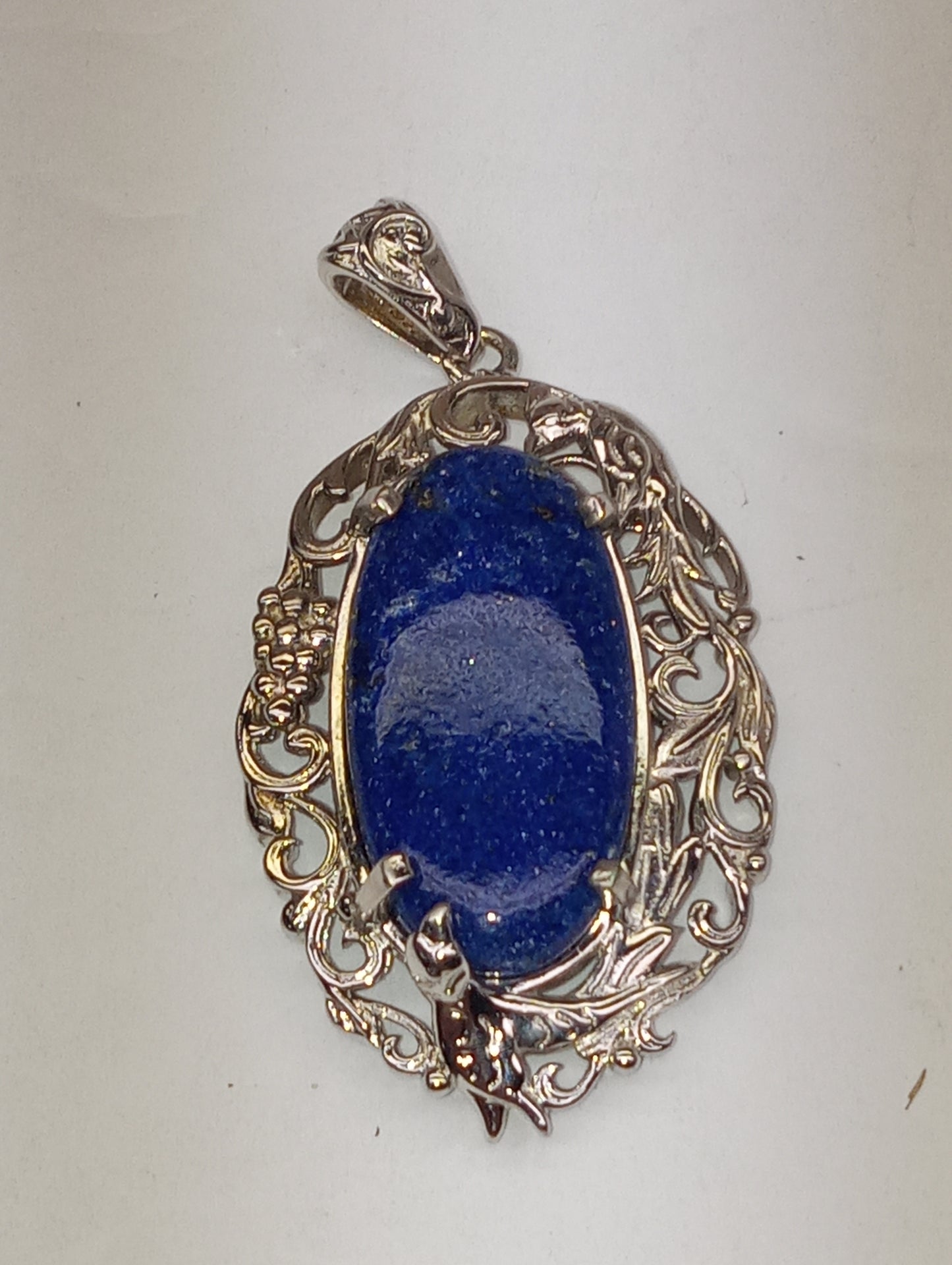 pendant Lapis Lazuli, in platinum over copper, with magnet, 23.15ctw