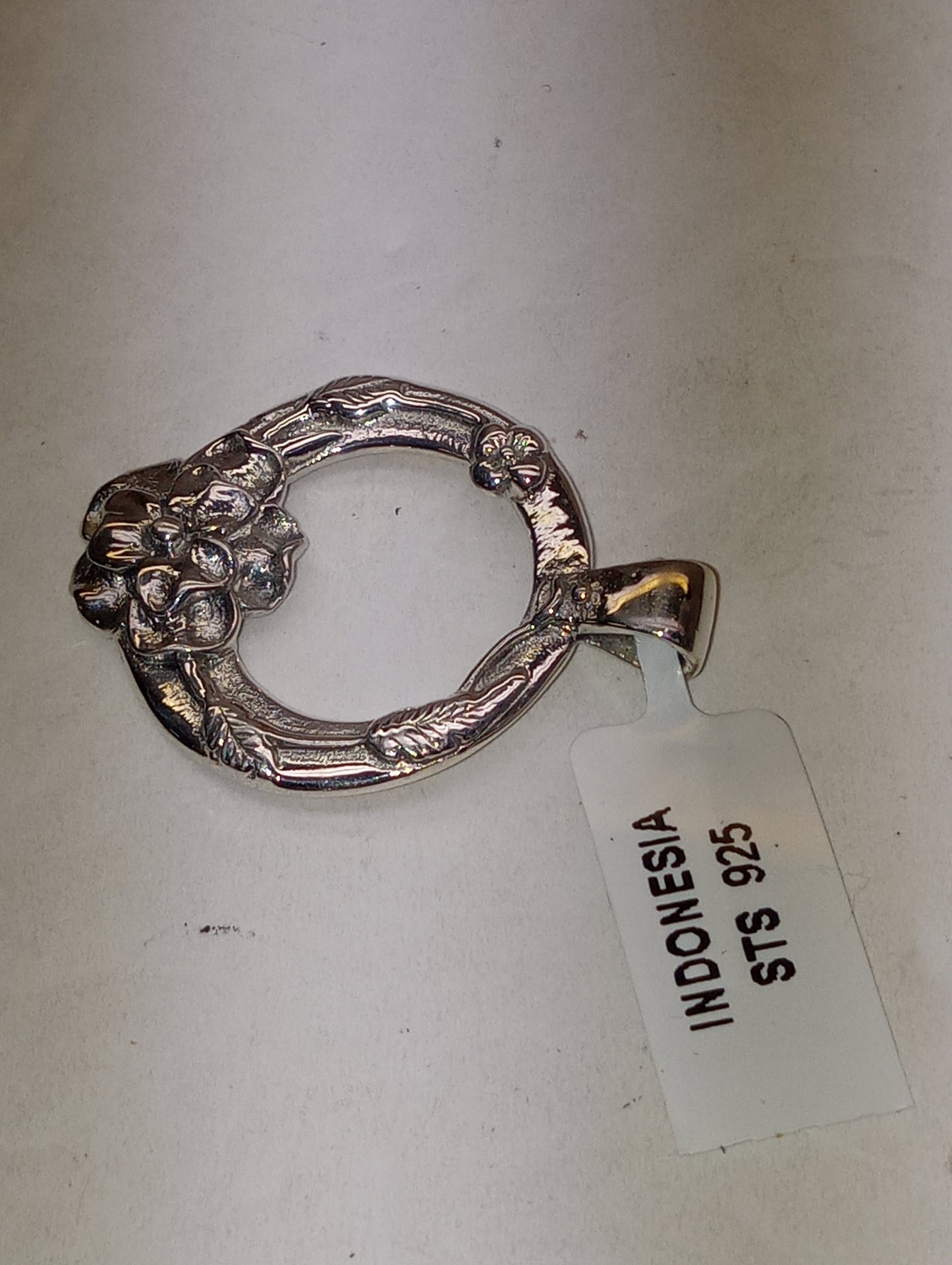 pendant Bali Legacy, wreath in sterling silver, 3.5g, no chain