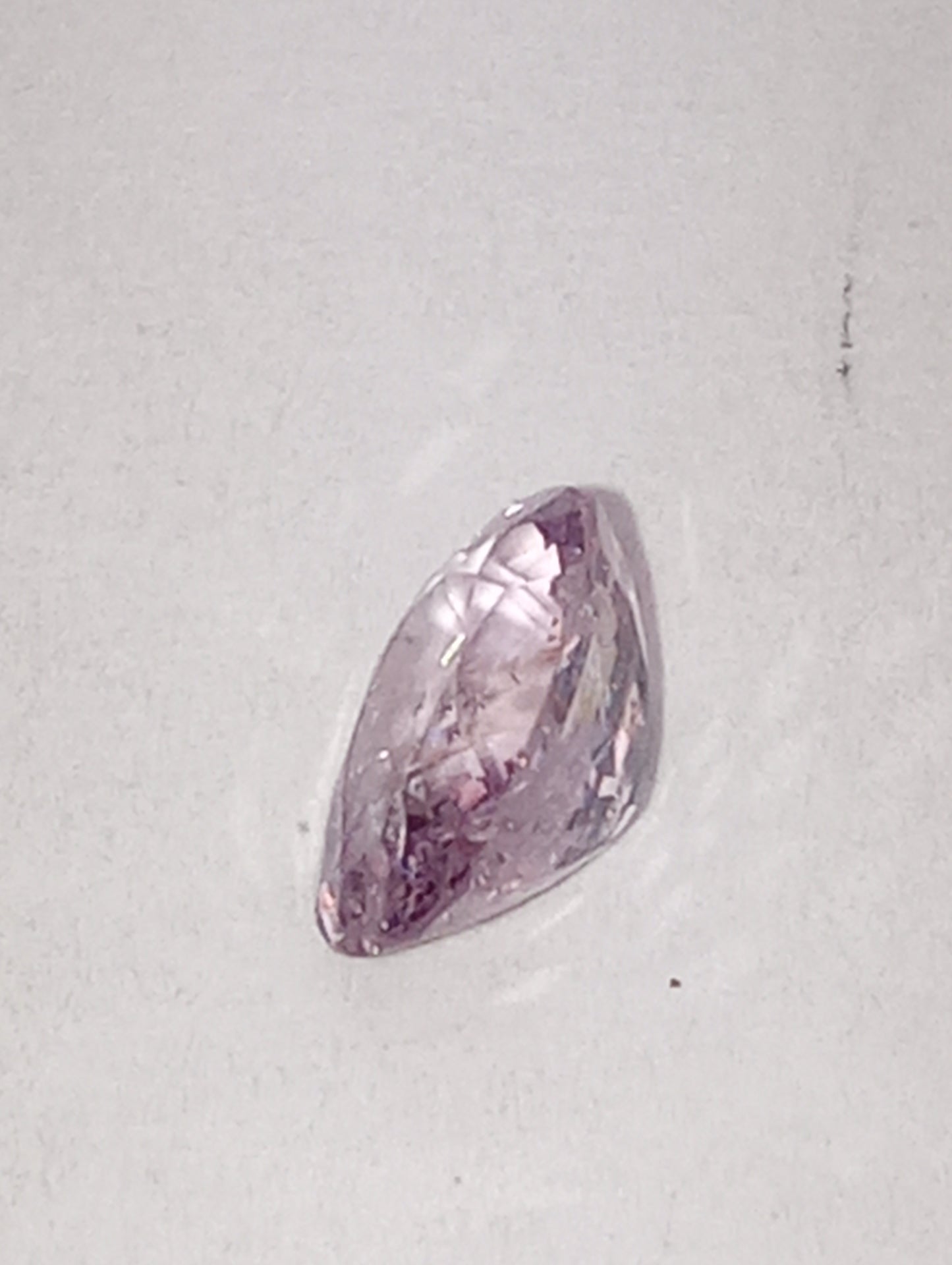 spinel gemstone Burma, light purple, 7mmx6mm oval cut, 1.07ct