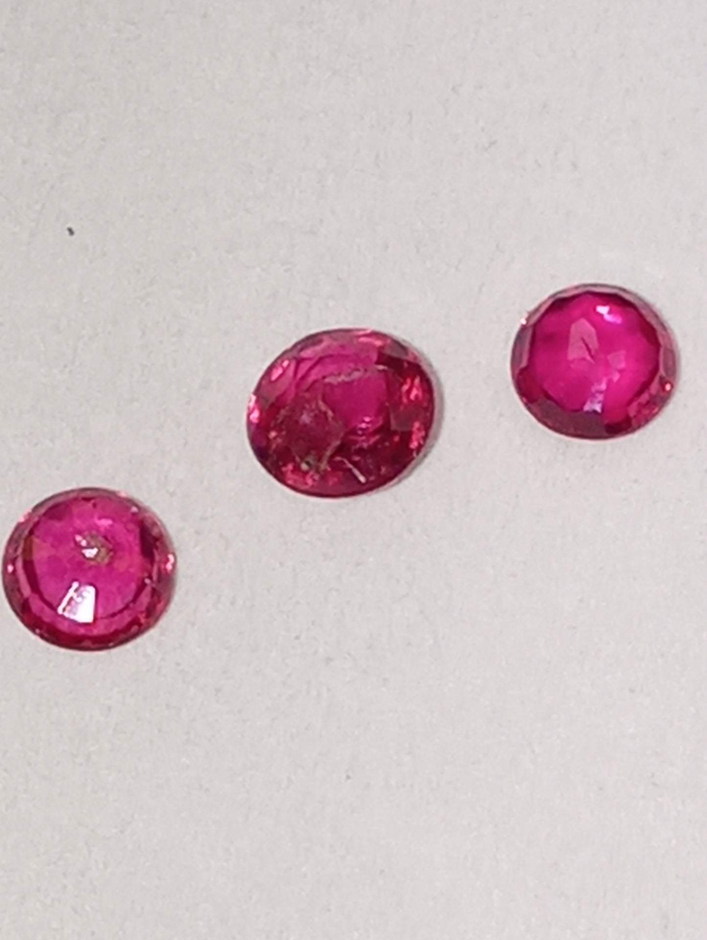 ruby gemstones 3mm-3.5mm round cuts, 3 stones