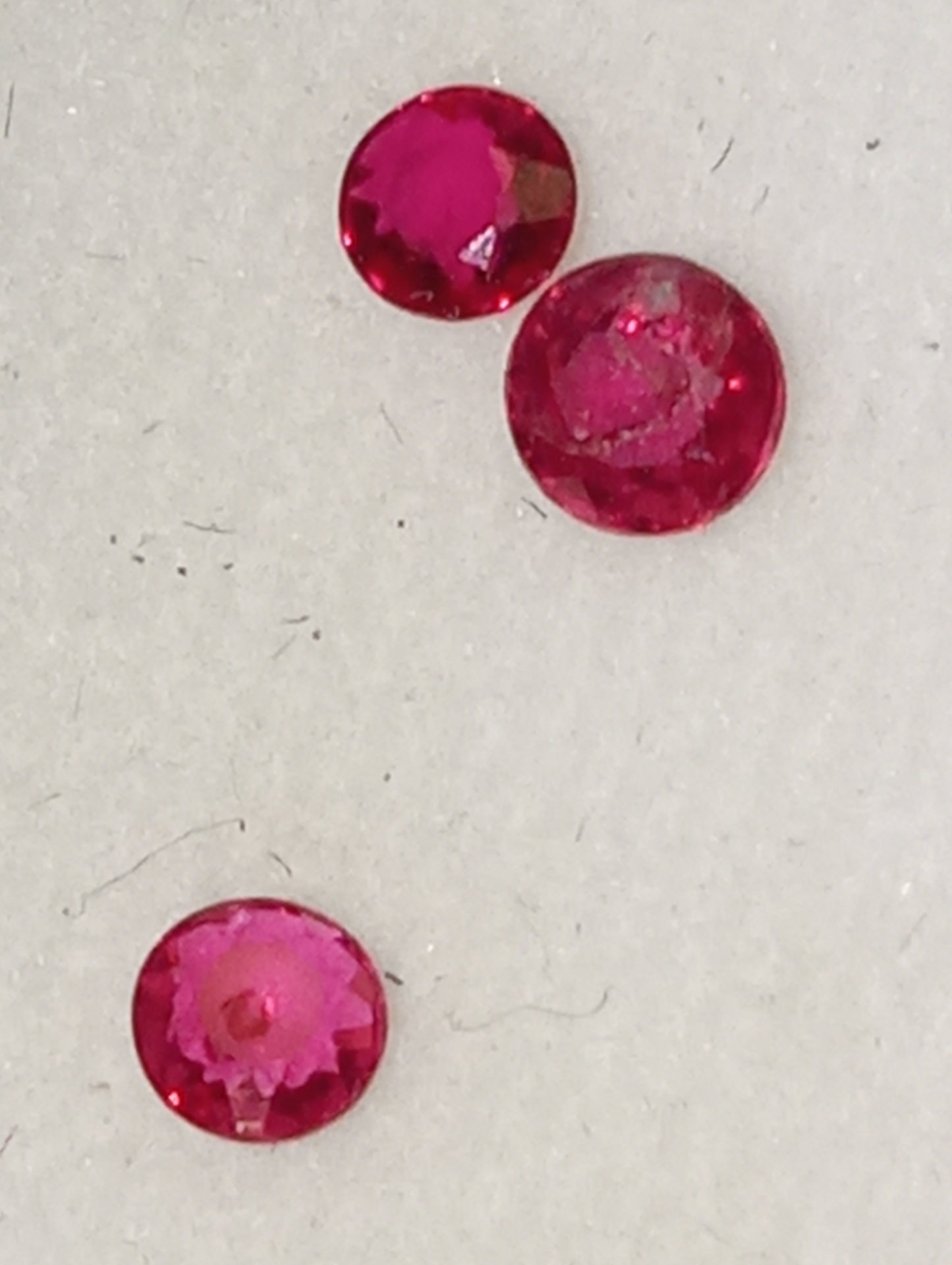 ruby gemstones 3mm-3.5mm round cuts, 3 stones