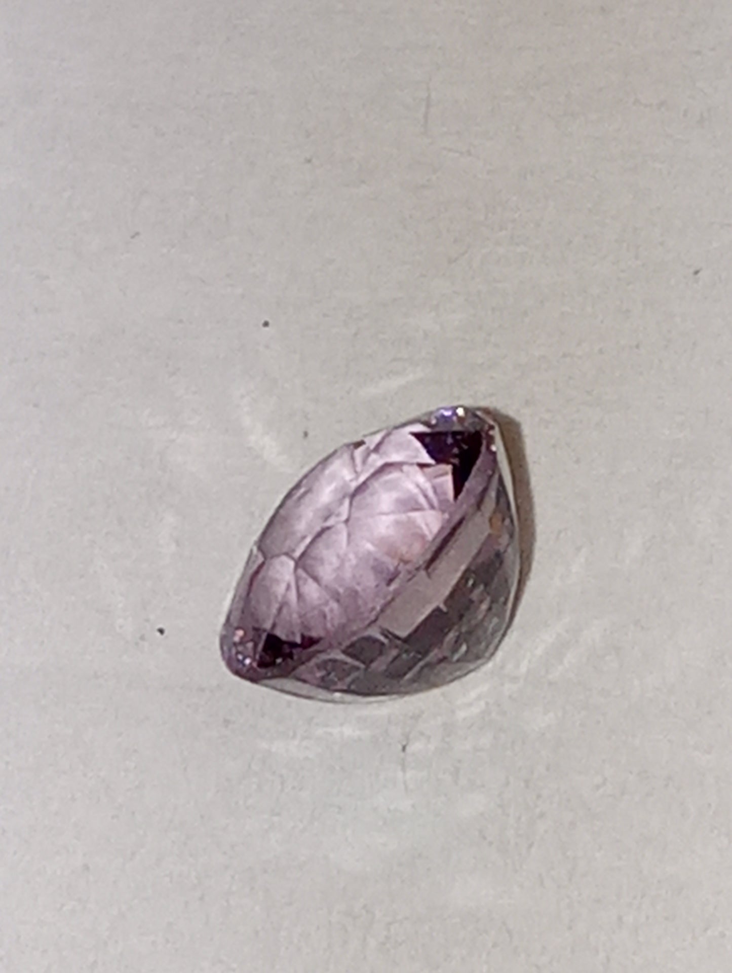 spinel gemstone Burmese, pinky purple, 6mm round cut, 1.06ct