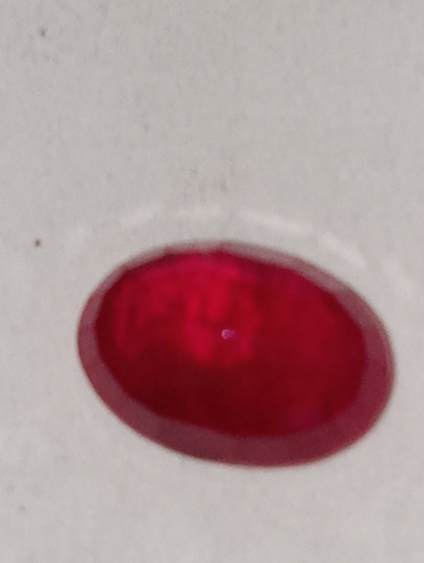 ruby gemstone Burma, 7mmx5mm oval cut, 1.05ct