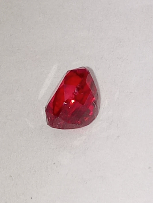 spinel gemstone, flame red, 6.25mmx5mm oval cut, 1.21ct