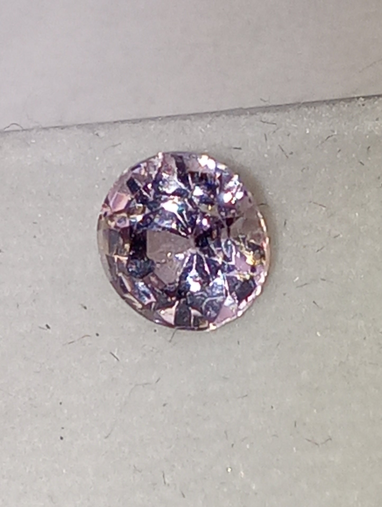 spinel gemstone Burmese, lavender, 6mmx5.5mm oval cut, .86ct
