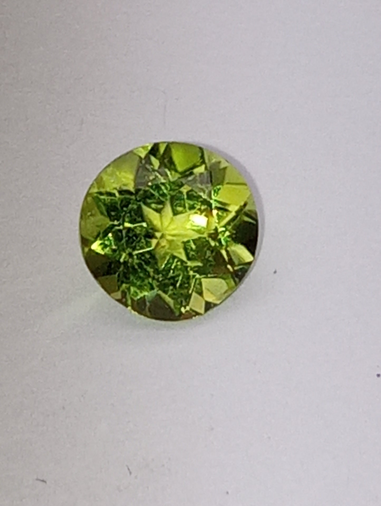 peridot gemstone, 7mm round cut, 1.06ct-1.65ct
