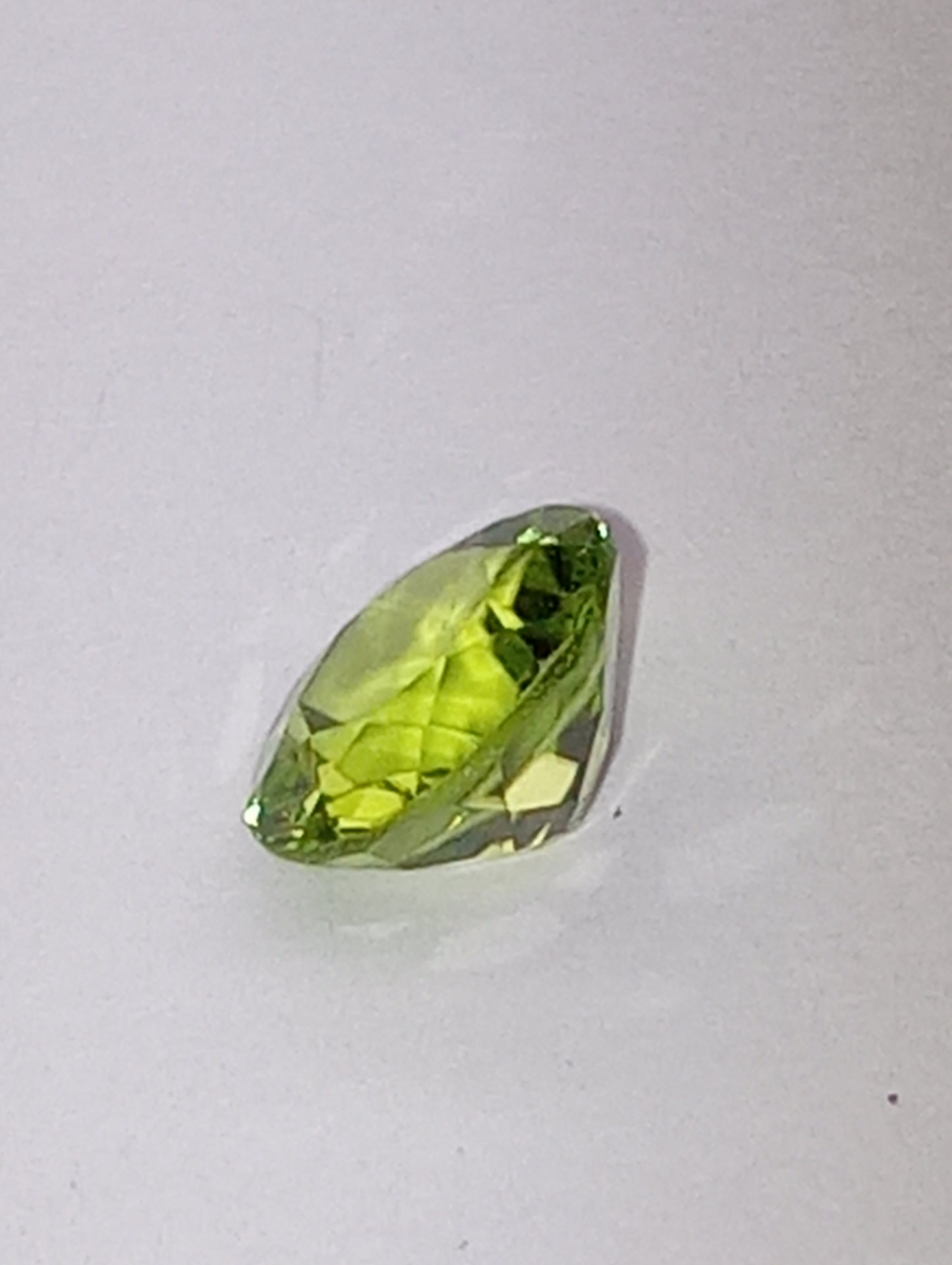 peridot gemstone, 7mm round cut, 1.06ct-1.65ct