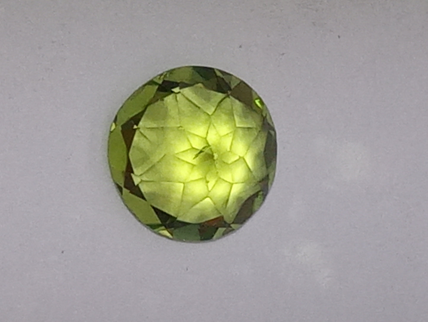peridot gemstone, 7mm round cut, 1.06ct-1.65ct